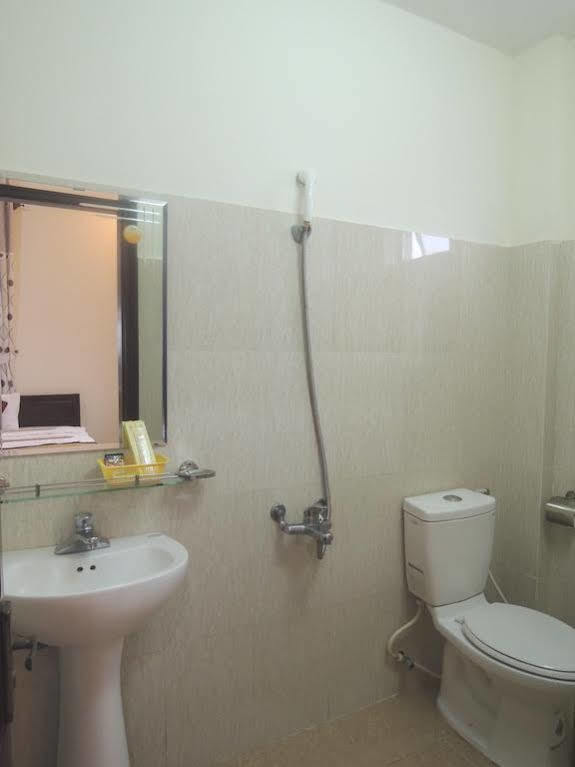 Dang Tuan Hotel Hue Exterior photo